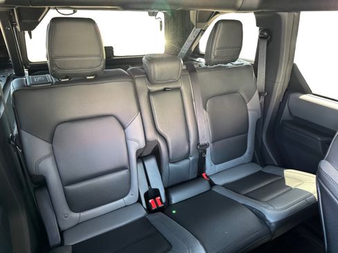 Used 2024 Ford Bronco Big Bend AWD/4WD image 17