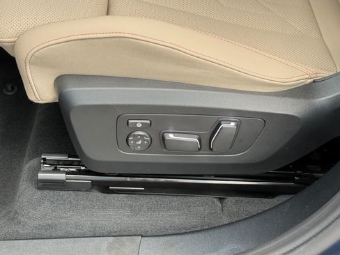 New 2026 BMW X3 xDrive30i w/ Premium Package AWD/4WD image 13