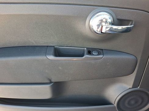 Used 2013 FIAT 500 Pop FWD image 16
