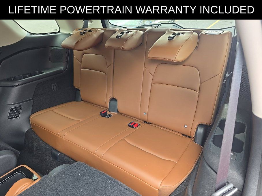 Used 2023 Nissan Pathfinder Platinum AWD/4WD image 13