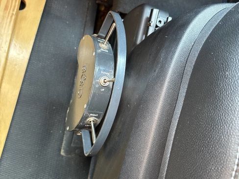Used 2015 Dodge Grand Caravan SXT FWD image 29