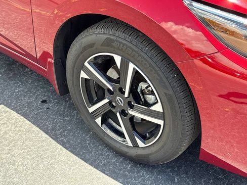 Used 2025 Nissan Sentra SV FWD image 20