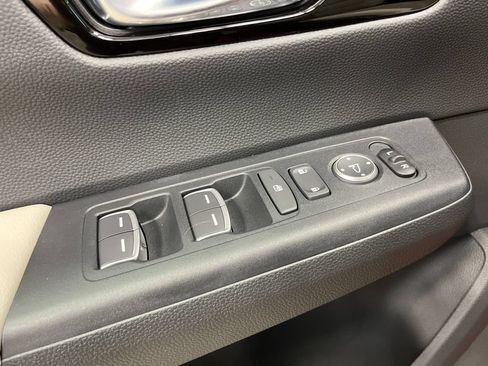 Used 2026 Honda CR-V EX-L image 16