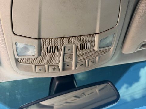 Used 2019 Ford Fusion SEL FWD image 18