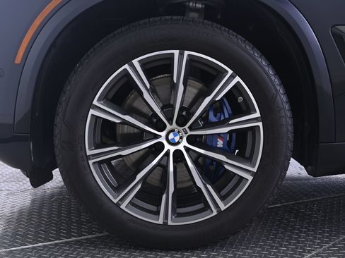 Used 2025 BMW X5 xDrive40i w/ Executive Package AWD/4WD image 11