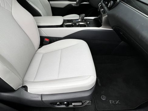 Certified 2024 Lexus RX 350 Premium w/ Convenience Package image 45