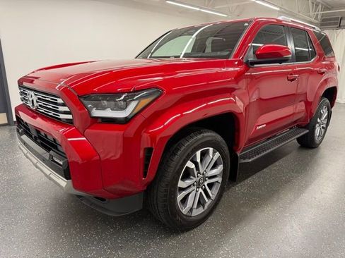 Used 2025 Toyota 4Runner Limited image 5