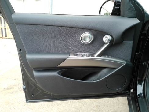 Used 2024 Genesis GV60 RWD image 11