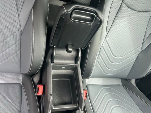 New 2026 Volkswagen Tiguan SE R-Line FWD image 41
