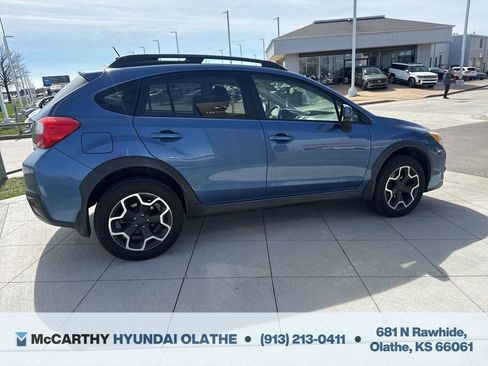 Used 2014 Subaru Crosstrek 2.0i Premium w/ Moonroof Package image 3