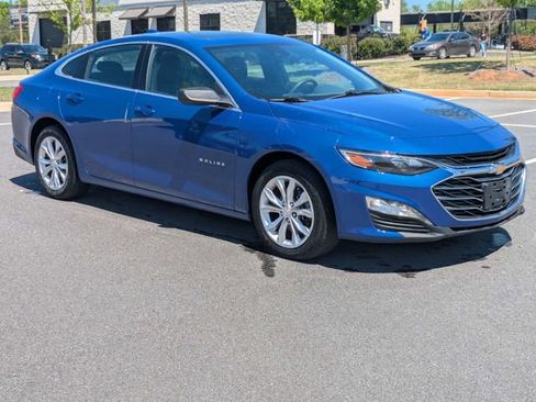 Used 2023 Chevrolet Malibu LT FWD image 2