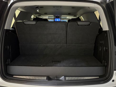 Used 2018 Cadillac Escalade Luxury RWD image 42