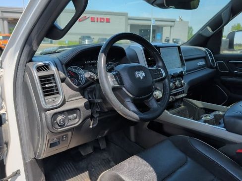Used 2022 RAM 1500 Laramie AWD/4WD image 6