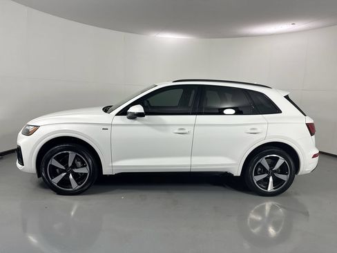 Used 2023 Audi Q5 2.0T Premium Plus AWD/4WD image 2