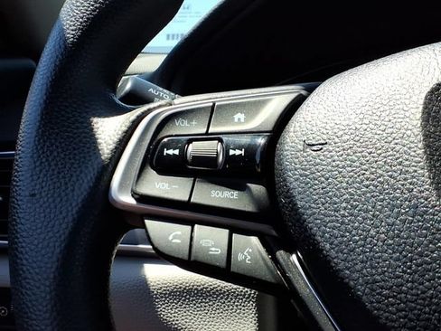 Used 2018 Honda Accord LX image 20