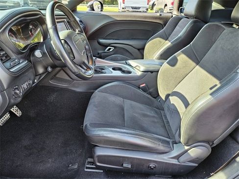 Used 2021 Dodge Challenger GT w/ Plus Package image 8