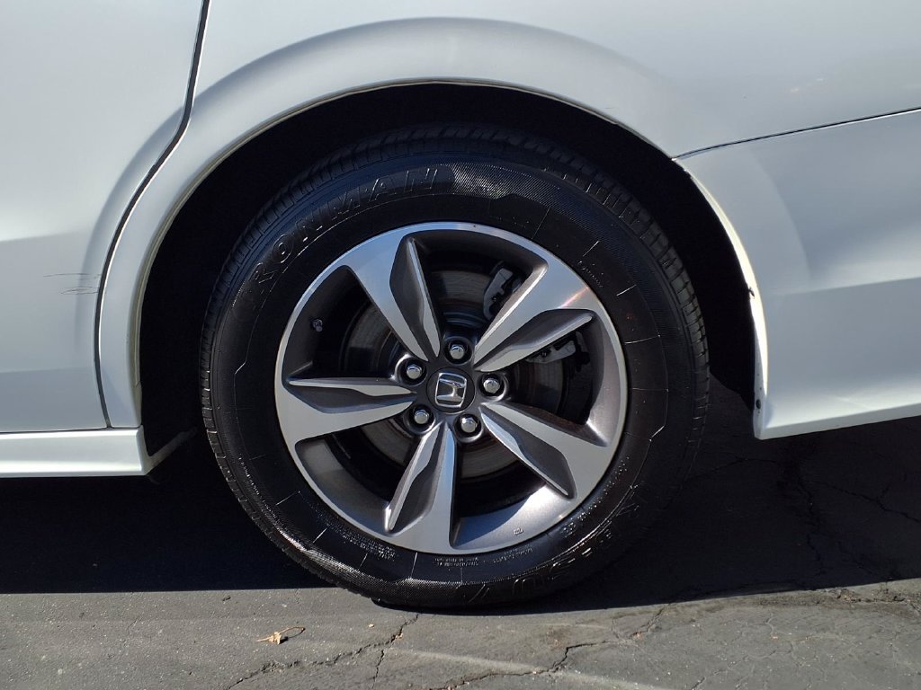 Used 2019 Honda Odyssey Touring image 5