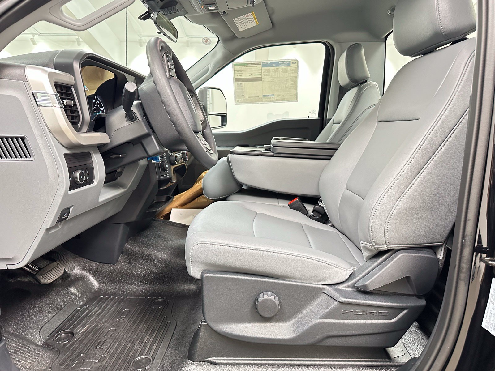 New 2025 Ford F350 XL w/ XL Chrome Package AWD/4WD image 10