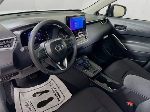 New 2026 Toyota Corolla Cross LE AWD/4WD image 10
