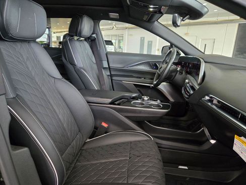 Used 2026 Cadillac Lyriq V w/ LPO, Floor Liner Package AWD/4WD image 29