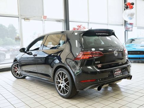 Used 2018 Volkswagen GTI SE FWD image 4