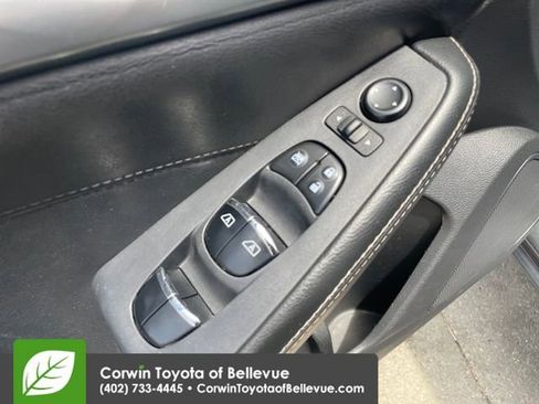 Used 2020 Nissan Maxima 3.5 SV w/ Floor Mat Group FWD image 19