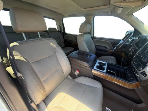 Used 2018 GMC Sierra 1500 SLT AWD/4WD image 17