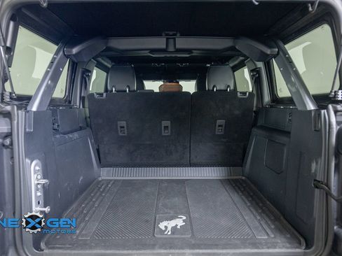 Used 2024 Ford Bronco Outer Banks AWD/4WD image 37