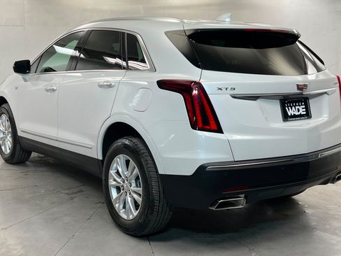 New 2025 Cadillac XT5 Luxury FWD image 3