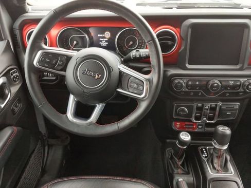 Used 2019 Jeep Wrangler Unlimited Rubicon w/ Uconnect 4C Nav & Sound Group image 14