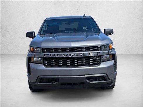 Used 2022 Chevrolet Silverado 1500 Custom RWD image 2