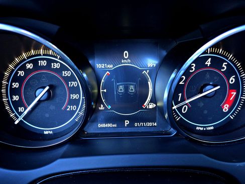 Used 2016 Jaguar F-TYPE R image 70