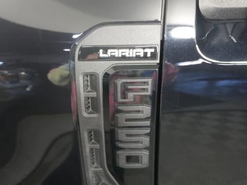 Certified 2023 Ford F250 Lariat w/ Lariat Ultimate Package AWD/4WD image 29