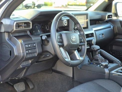 Used 2025 Toyota 4Runner SR5 image 10