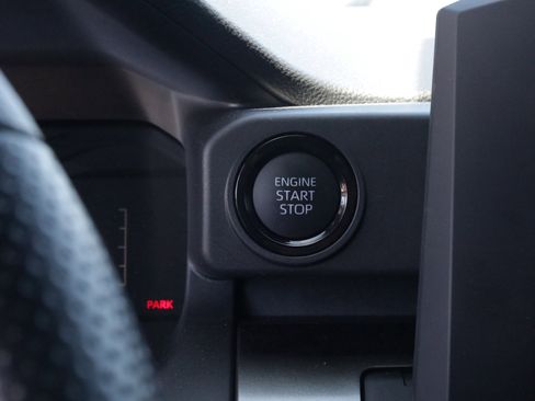 Used 2025 Toyota Tacoma SR5 image 10