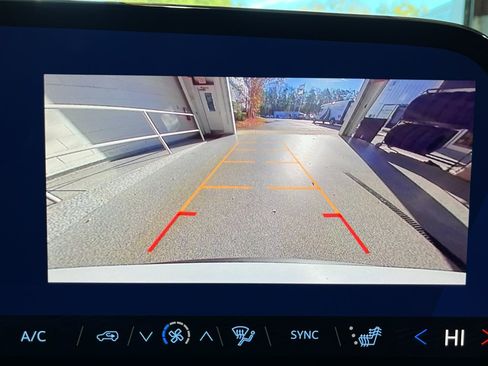 New 2026 Chevrolet Traverse LT w/ LPO, Floor Liner Package image 14