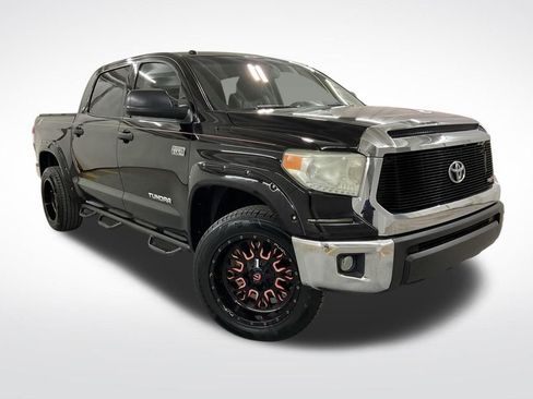 Used 2016 Toyota Tundra SR5 w/ SR5 Upgrade Package AWD/4WD image 4