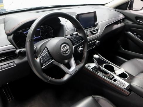 Certified 2025 Nissan Altima 2.5 SR AWD/4WD image 24