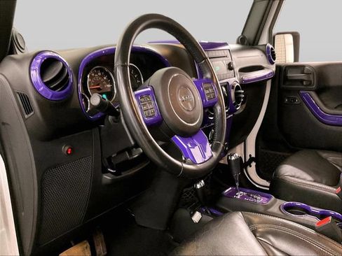 Used 2013 Jeep Wrangler Unlimited Sport AWD/4WD image 13