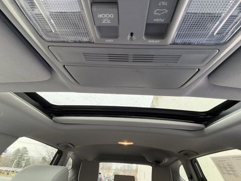 Used 2021 Honda CR-V EX image 13