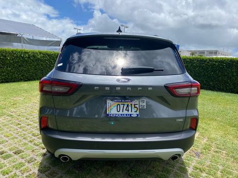 Used 2026 Ford Escape SE FWD image 24