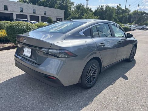New 2026 Nissan Sentra SV w/ SV Convenience Package FWD image 7