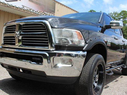 Used 2017 RAM 2500 Lone Star image 3