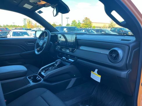 New 2026 Chevrolet Colorado LT image 22