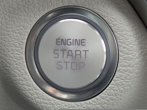 New 2025 Kia Telluride S image 39