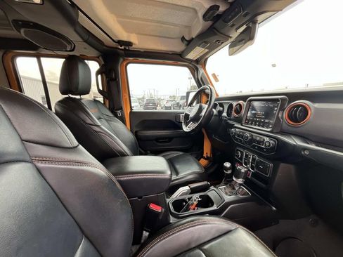 Used 2021 Jeep Gladiator Mojave image 18