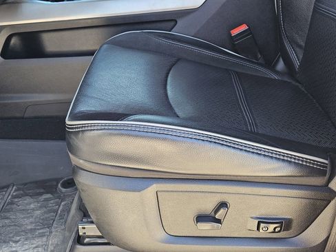 Used 2023 RAM 3500 Laramie image 32