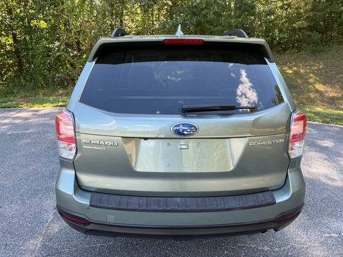 Used 2018 Subaru Forester 2.5i Premium image 9