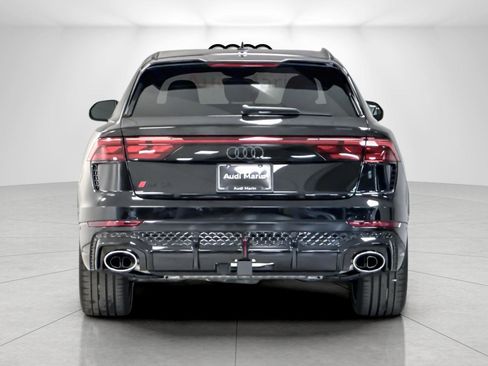 New 2025 Audi RS Q8 performance image 4