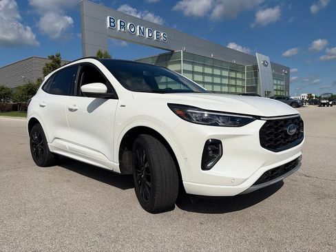 Used 2023 Ford Escape ST-Line Elite w/ Premium Technology Package AWD/4WD image 1
